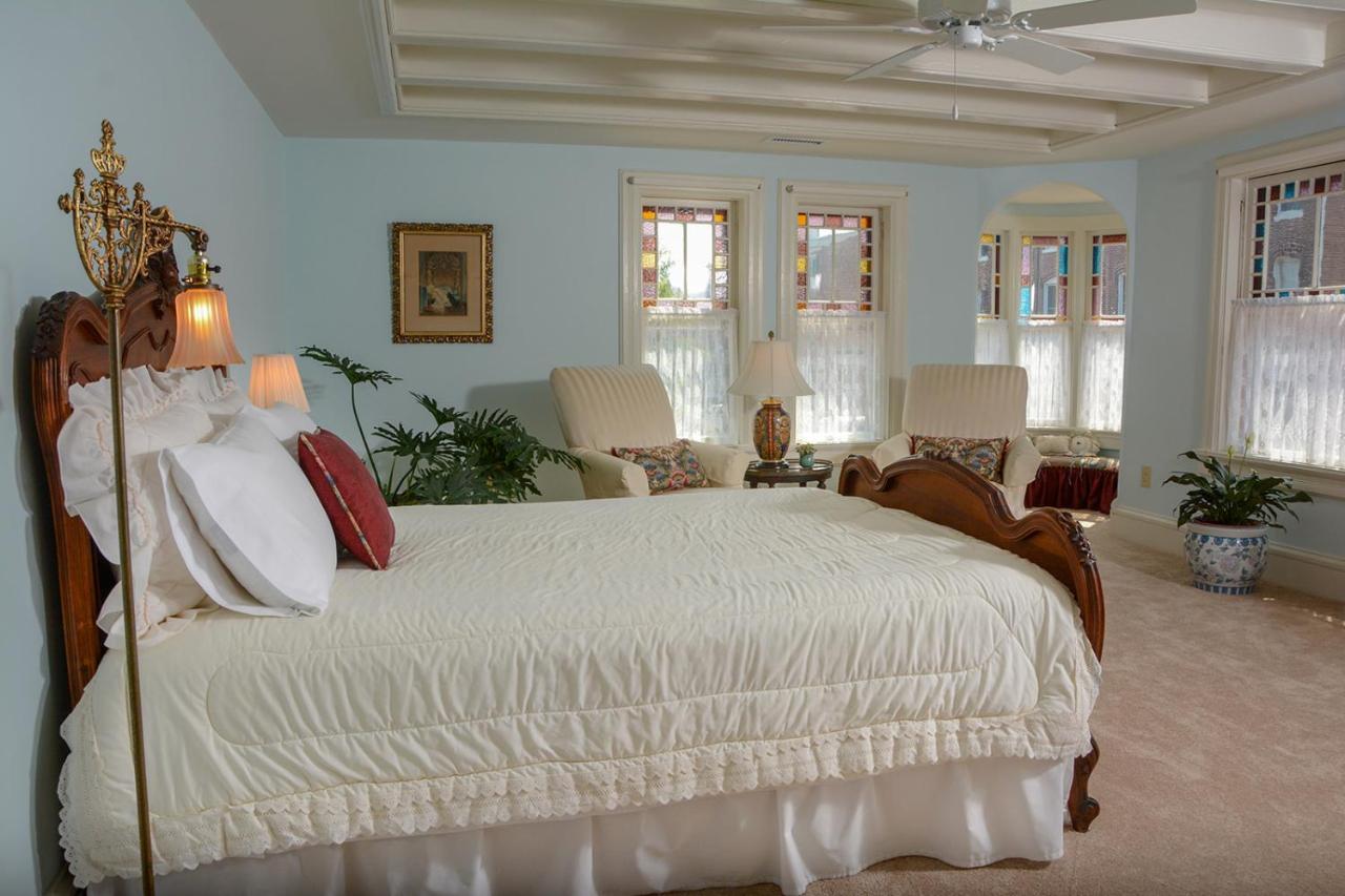 Bed & Breakfast The Towers 3*